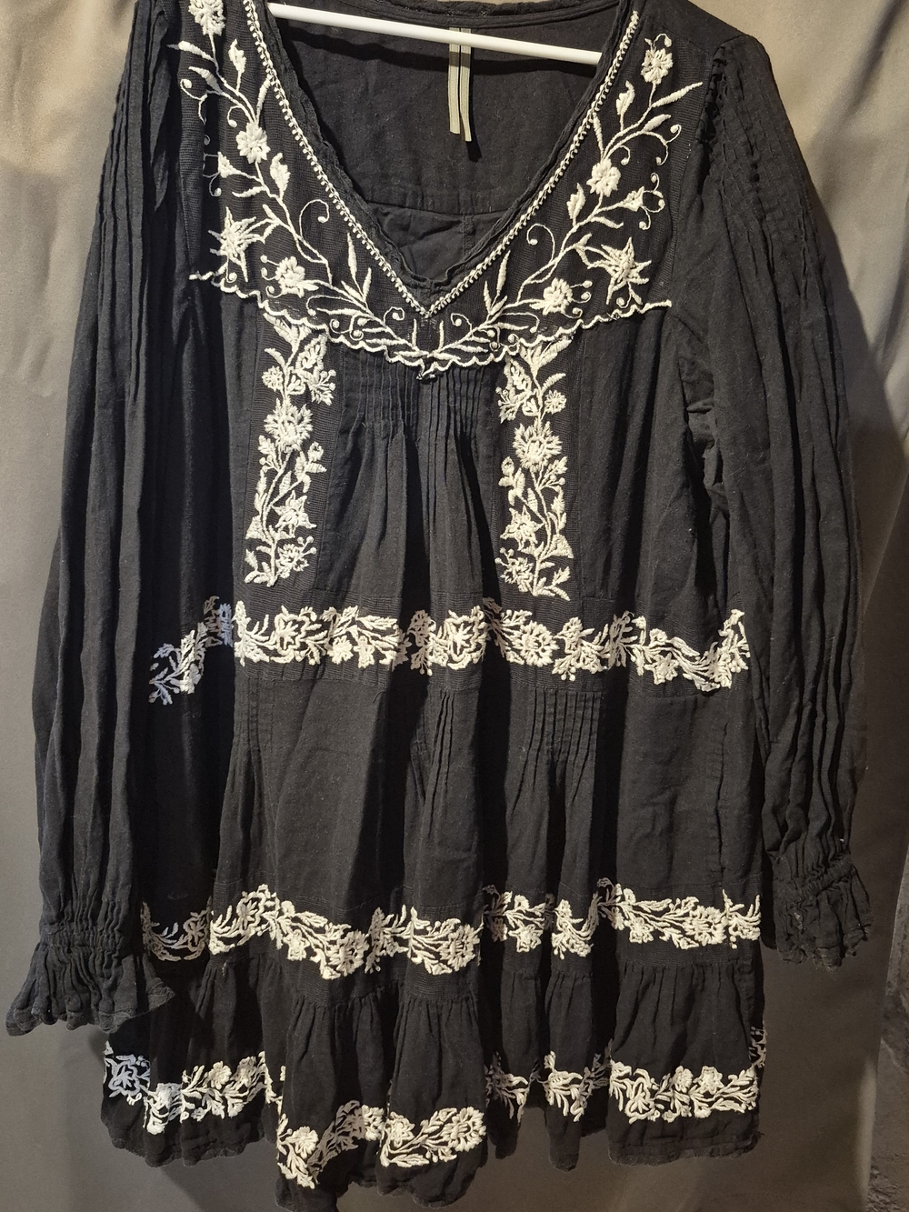 3X Anthropologie Black Tunic Dress with White Floral Embroidery